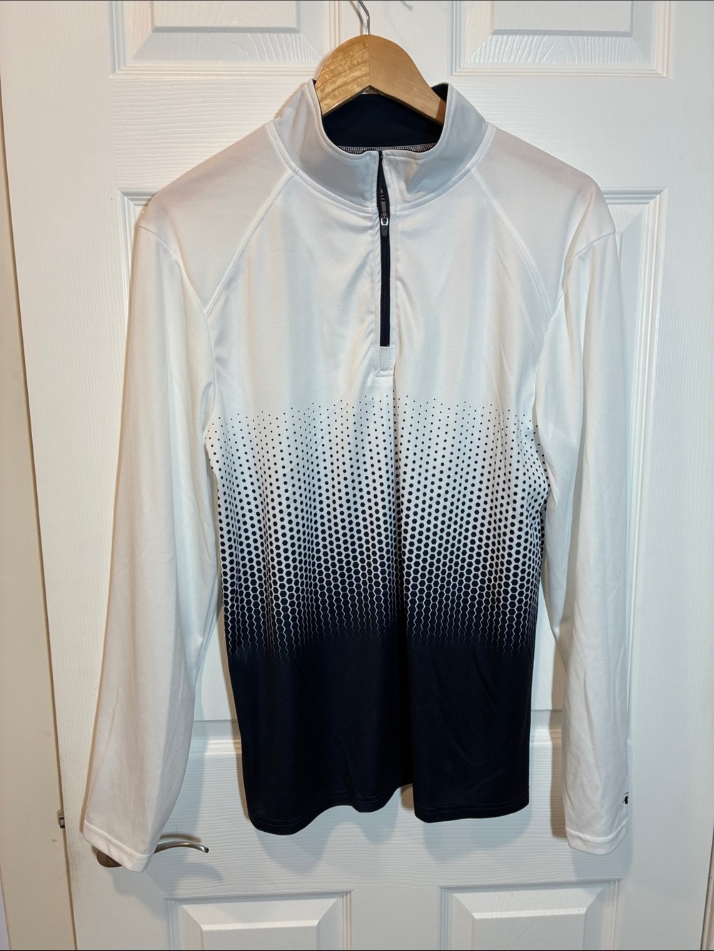 Men's White to Black Gradient Zip-Up Pullover